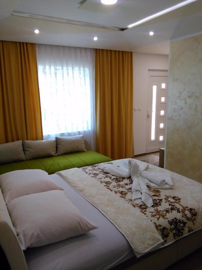 טרביניה Apartmani Slado מראה חיצוני תמונה