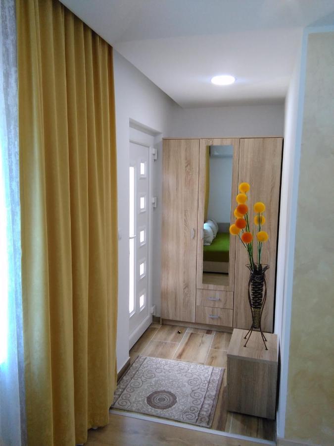 טרביניה Apartmani Slado מראה חיצוני תמונה