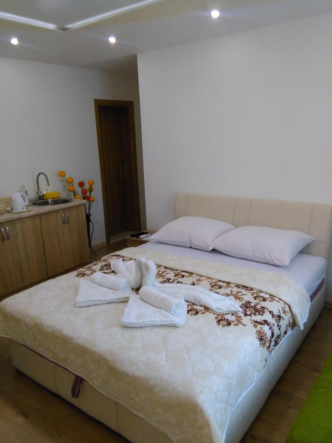 טרביניה Apartmani Slado מראה חיצוני תמונה