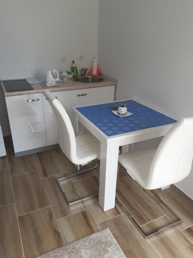 טרביניה Apartmani Slado מראה חיצוני תמונה