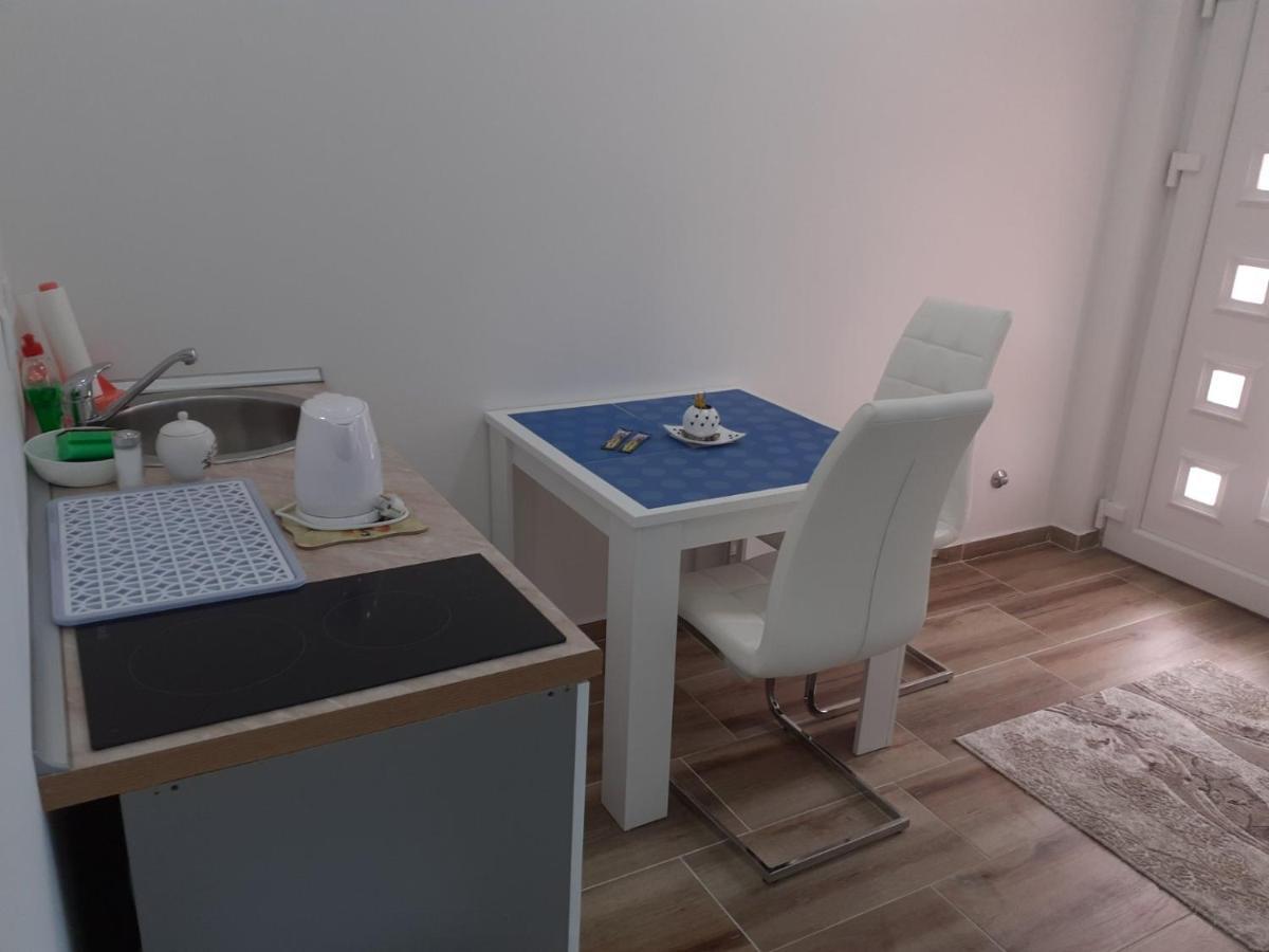 טרביניה Apartmani Slado מראה חיצוני תמונה