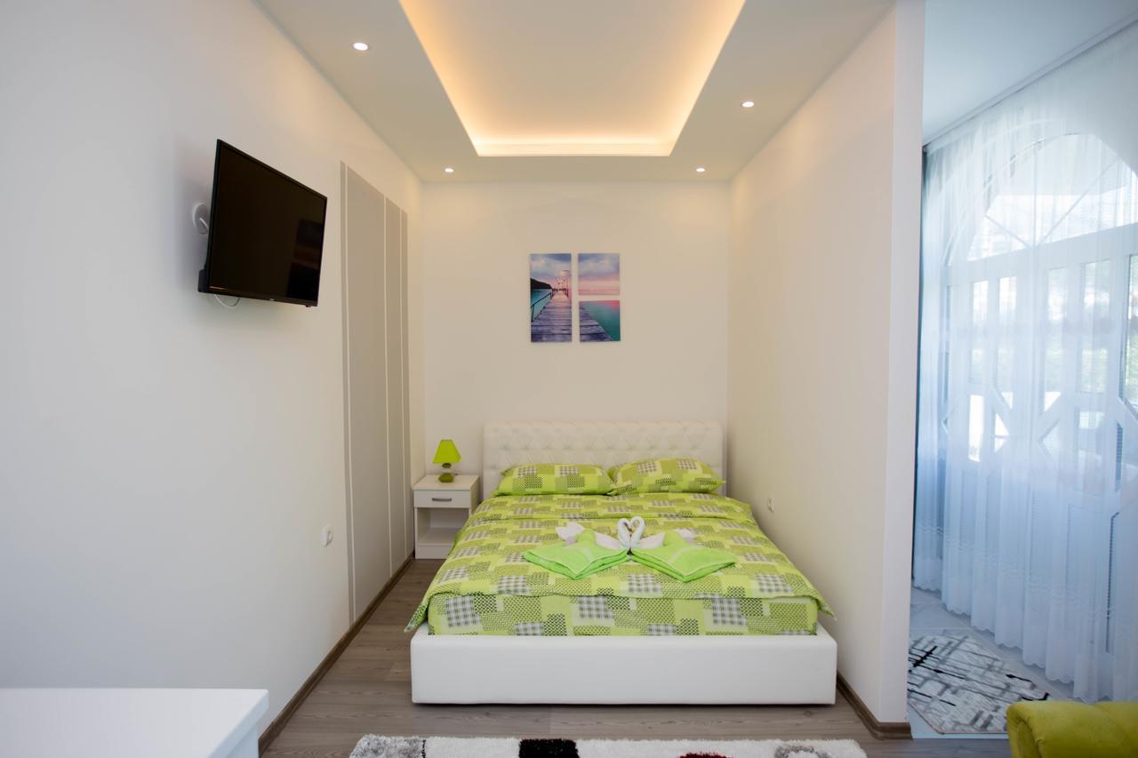 טרביניה Apartmani Slado מראה חיצוני תמונה