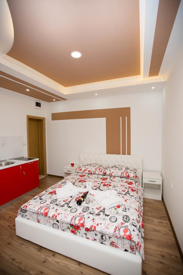 טרביניה Apartmani Slado מראה חיצוני תמונה