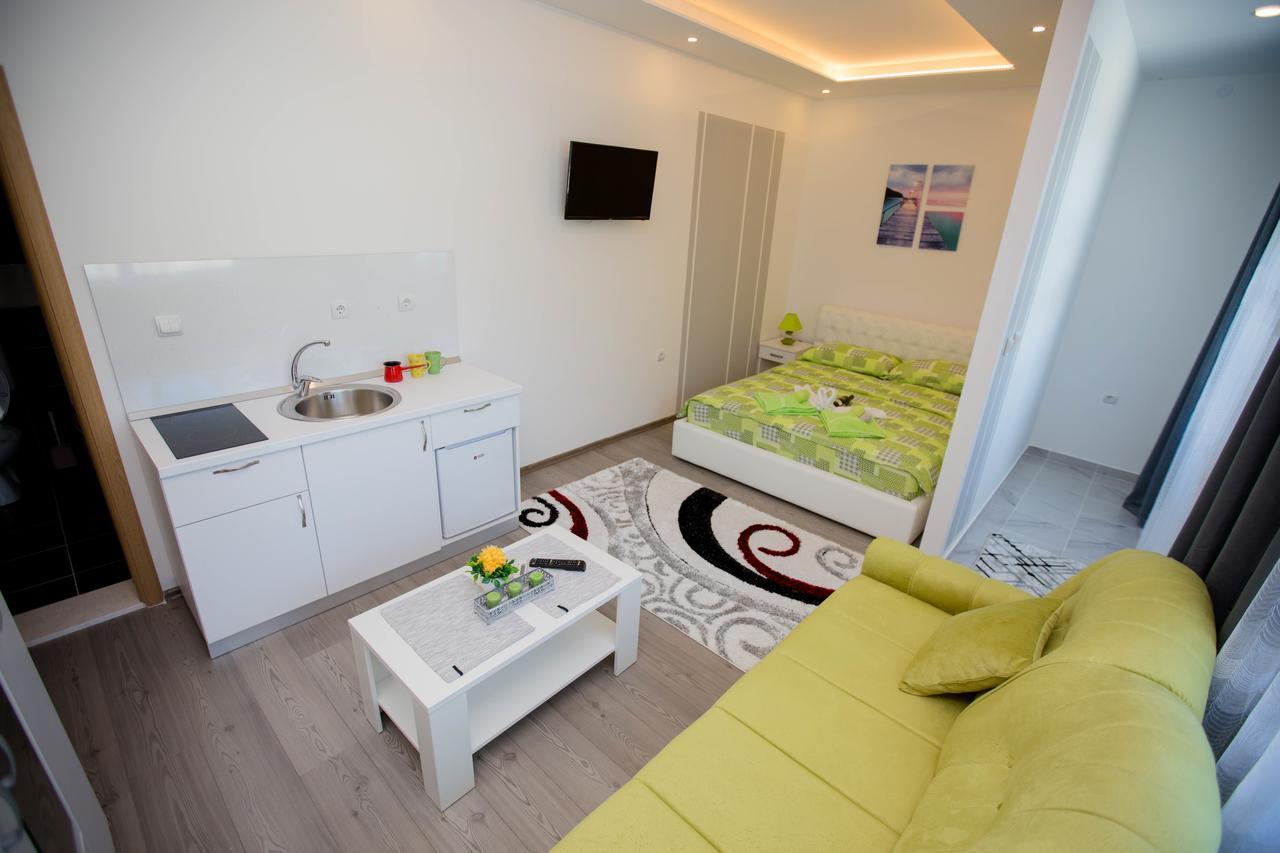 טרביניה Apartmani Slado מראה חיצוני תמונה