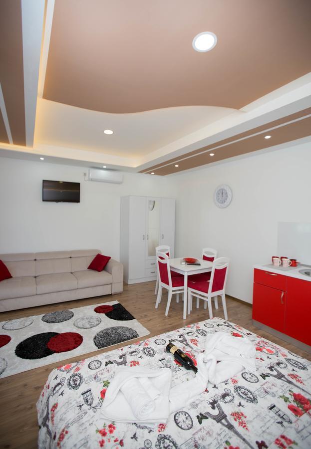 טרביניה Apartmani Slado מראה חיצוני תמונה