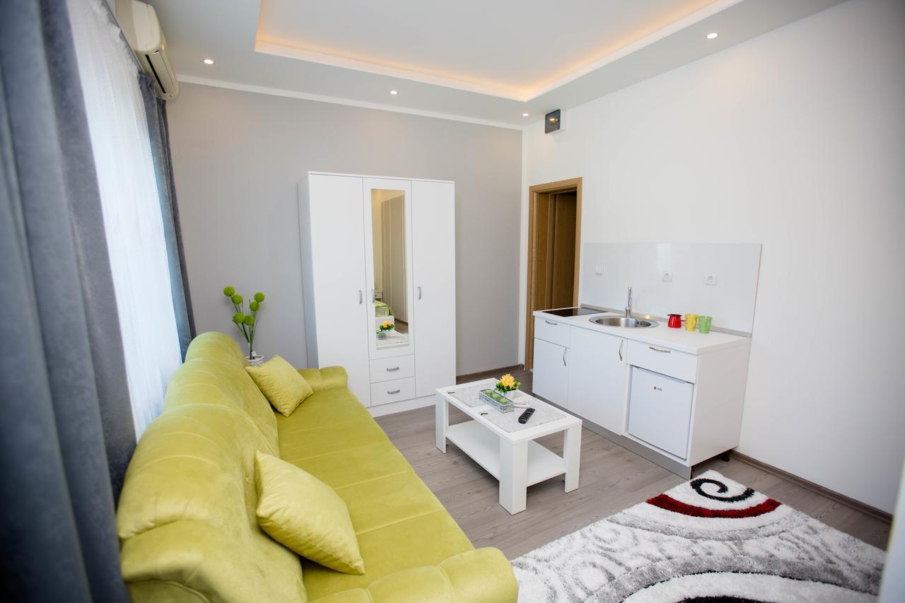 טרביניה Apartmani Slado מראה חיצוני תמונה