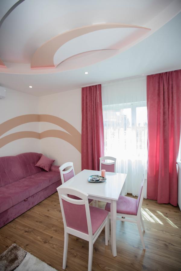 טרביניה Apartmani Slado מראה חיצוני תמונה